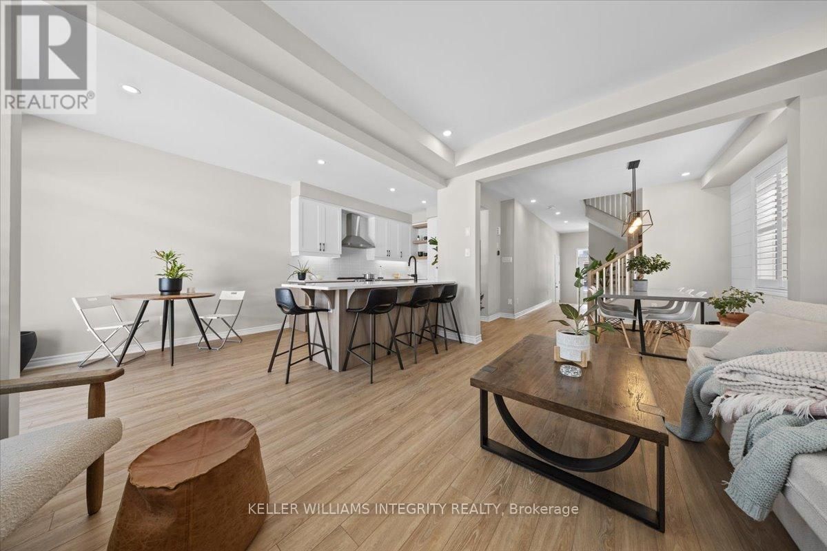 355 CROSSWAY TERRACE Image 13