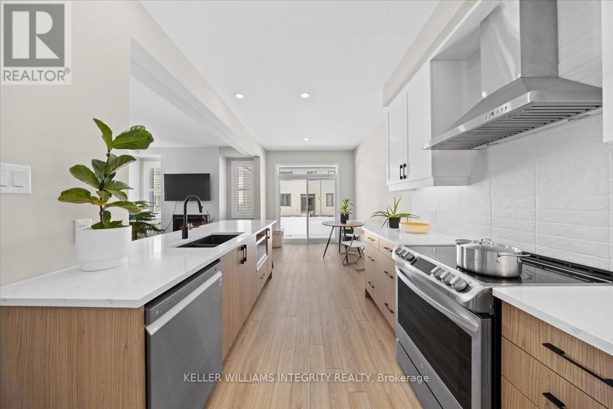 355 CROSSWAY TERRACE Image 20