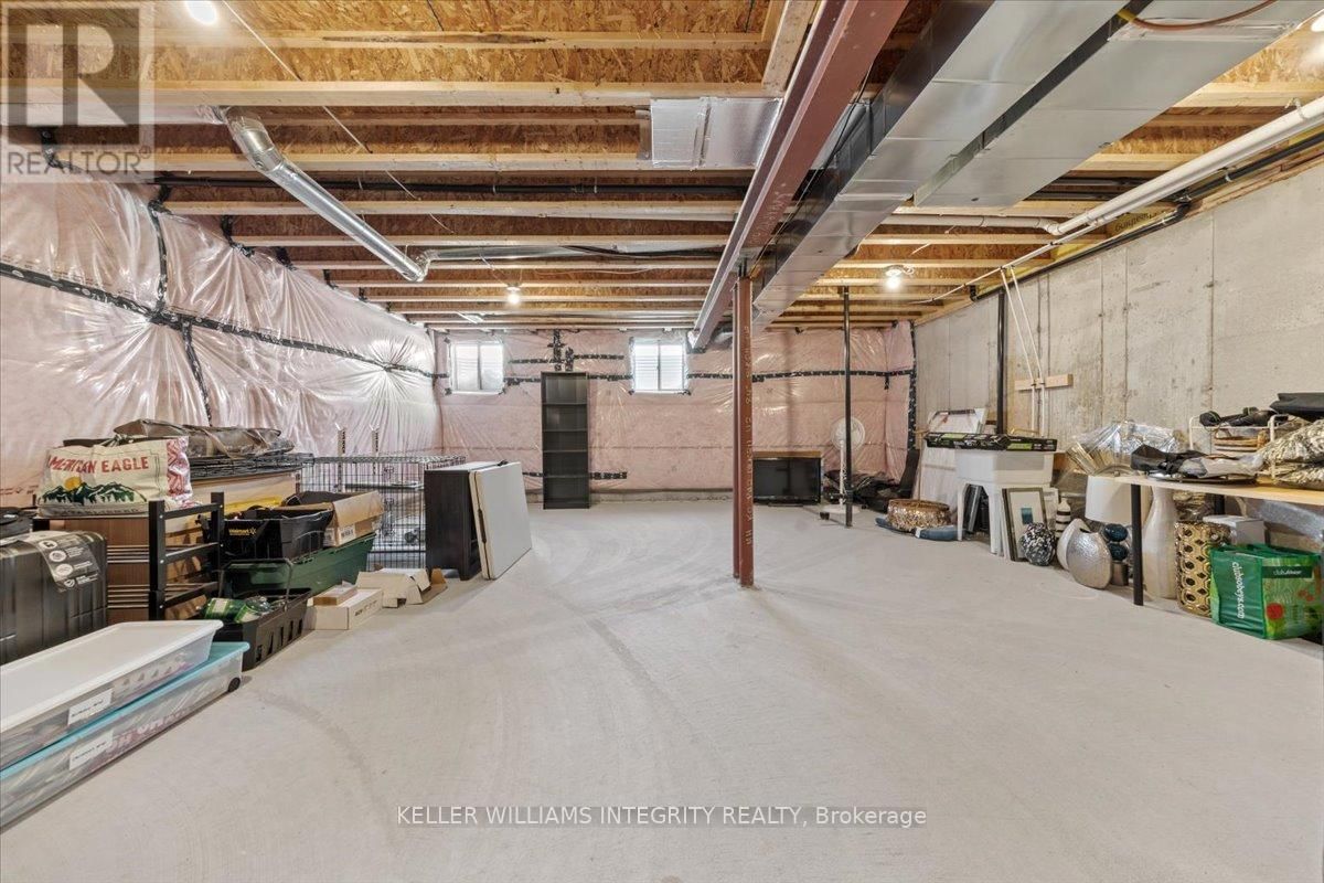355 CROSSWAY TERRACE Image 35