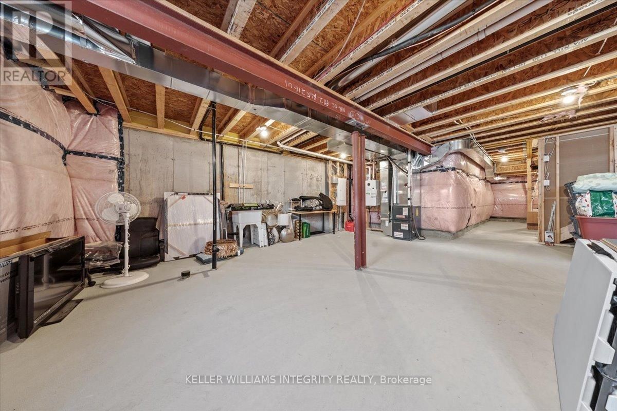 355 CROSSWAY TERRACE Image 36