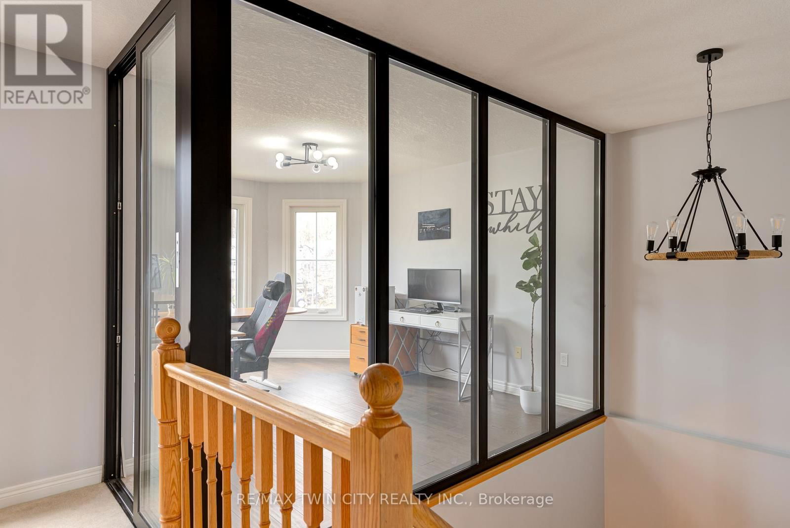 566 WINTERBURG WALK Image 25