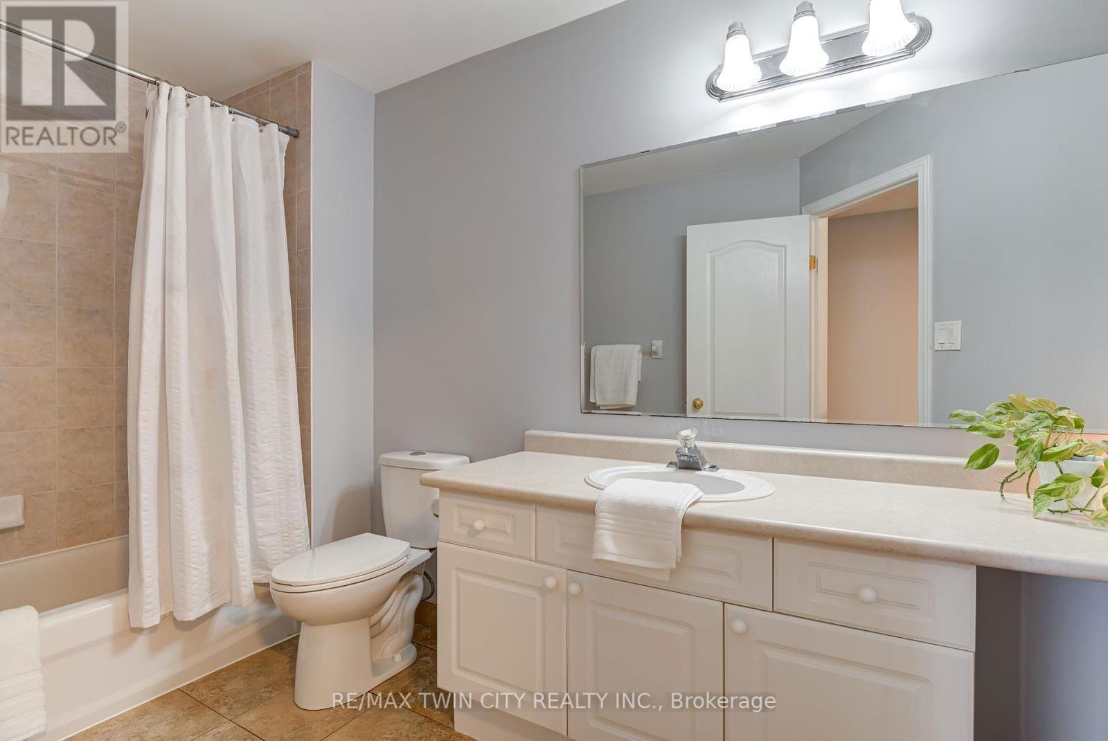 566 WINTERBURG WALK Image 33