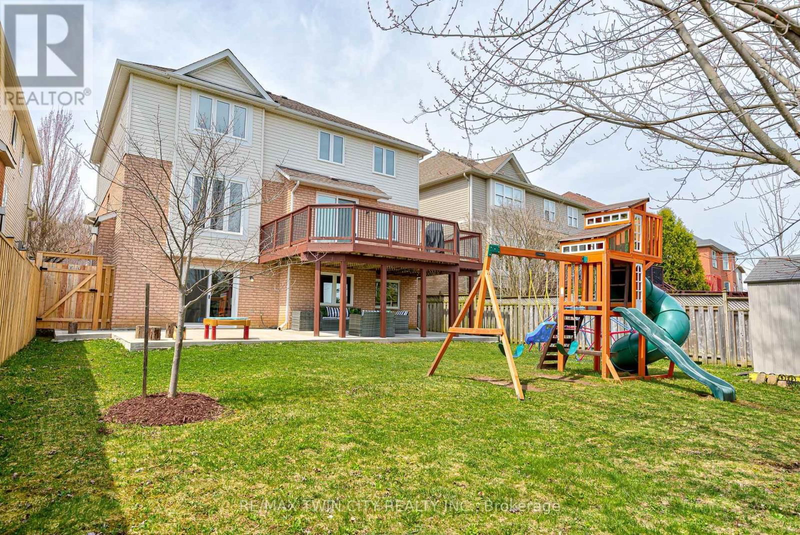 566 WINTERBURG WALK Image 41