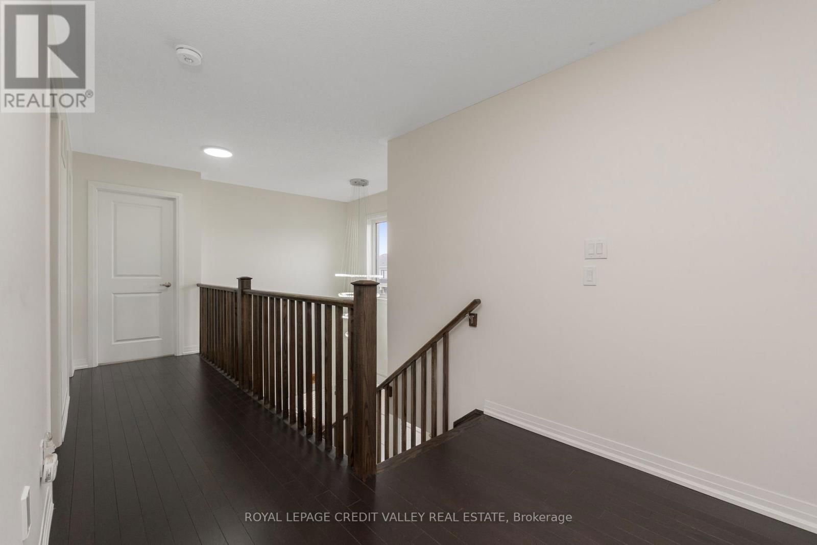 96 YALE DRIVE Image 27
