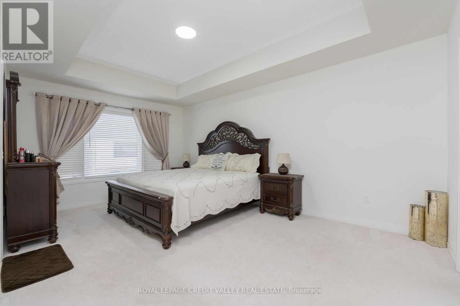 96 YALE DRIVE Image 28
