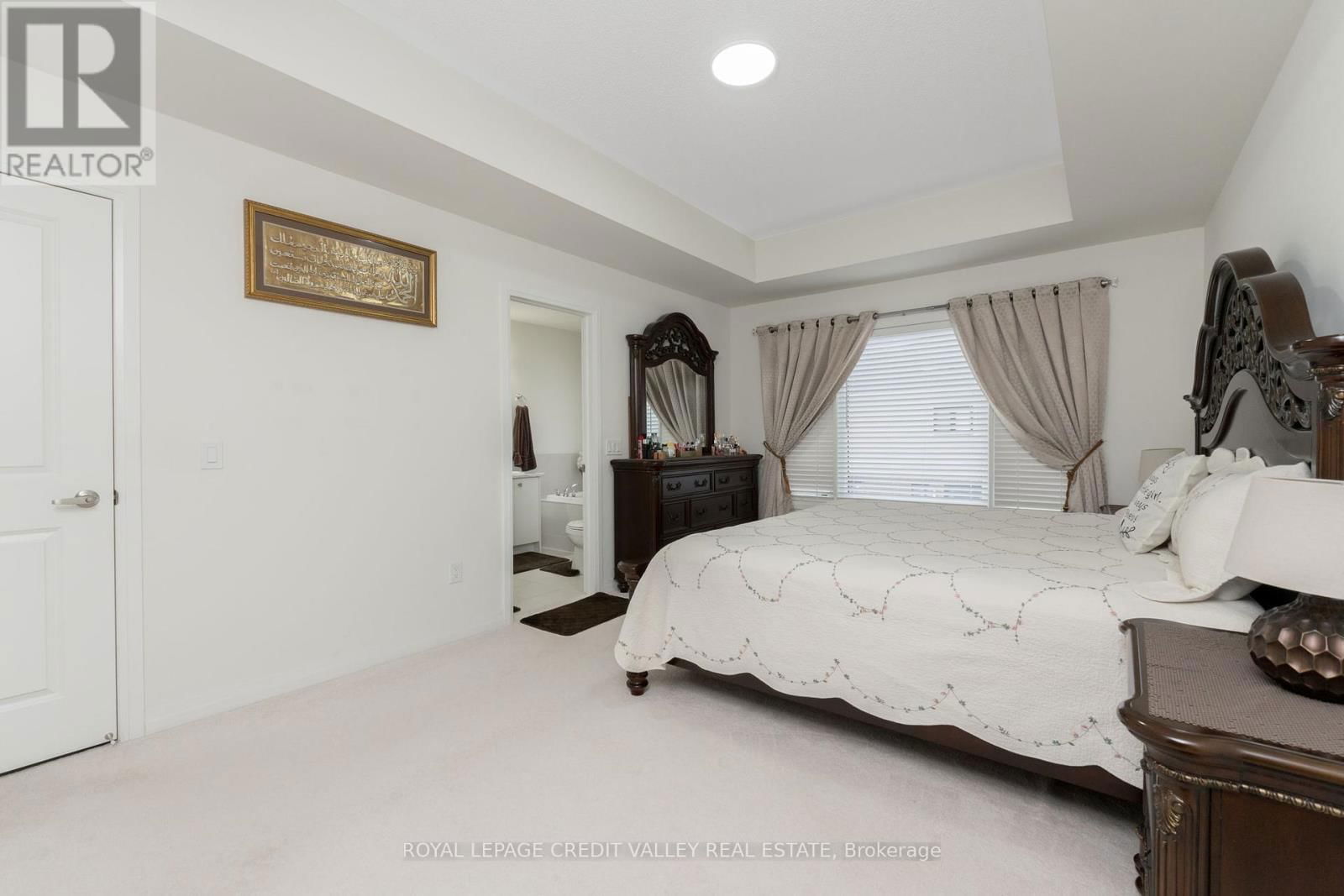 96 YALE DRIVE Image 29