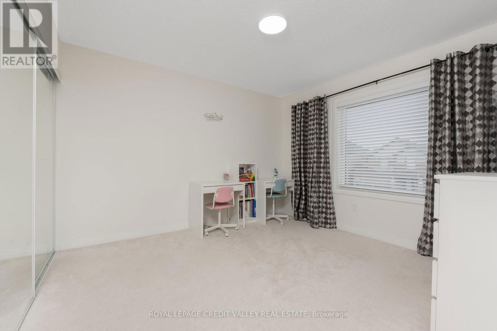 96 YALE DRIVE Image 42