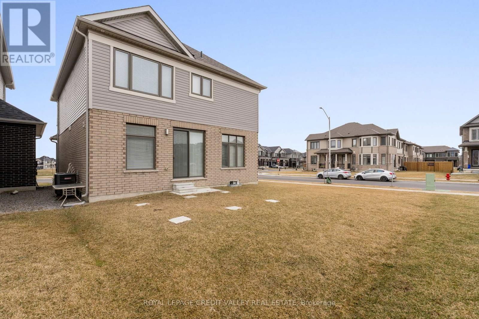 96 YALE DRIVE Image 46