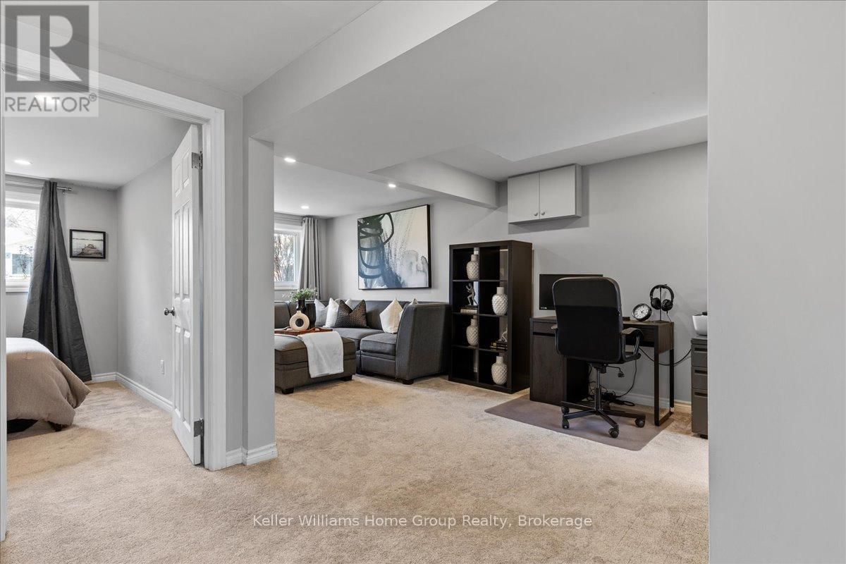 229 KENNETH AVENUE Image 20