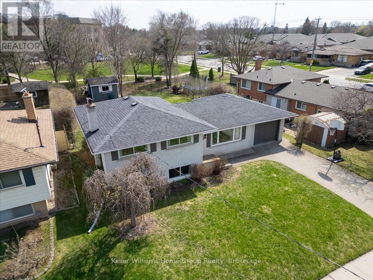 229 KENNETH AVENUE Image 29