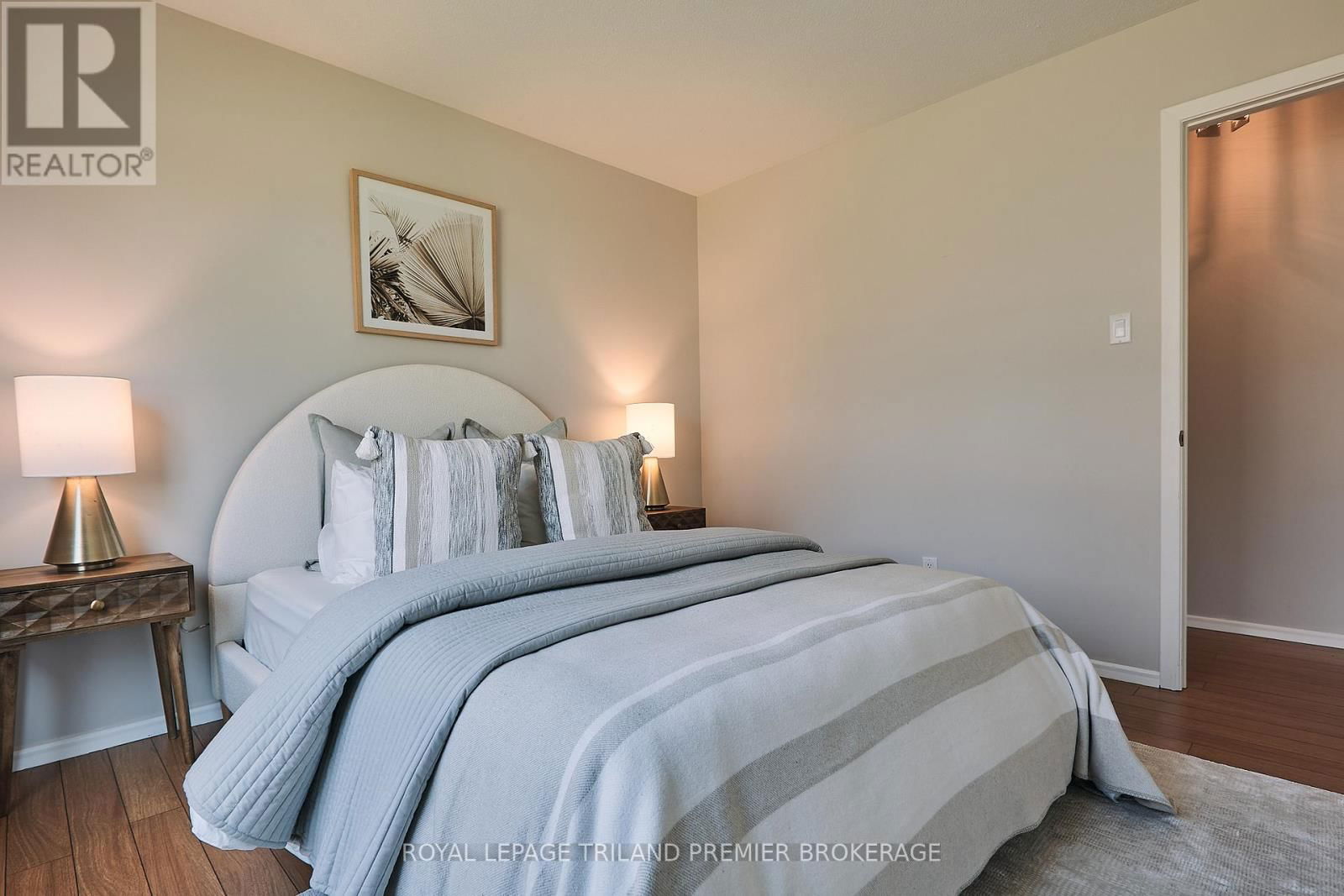 53 BRIXHAM ROAD Image 18