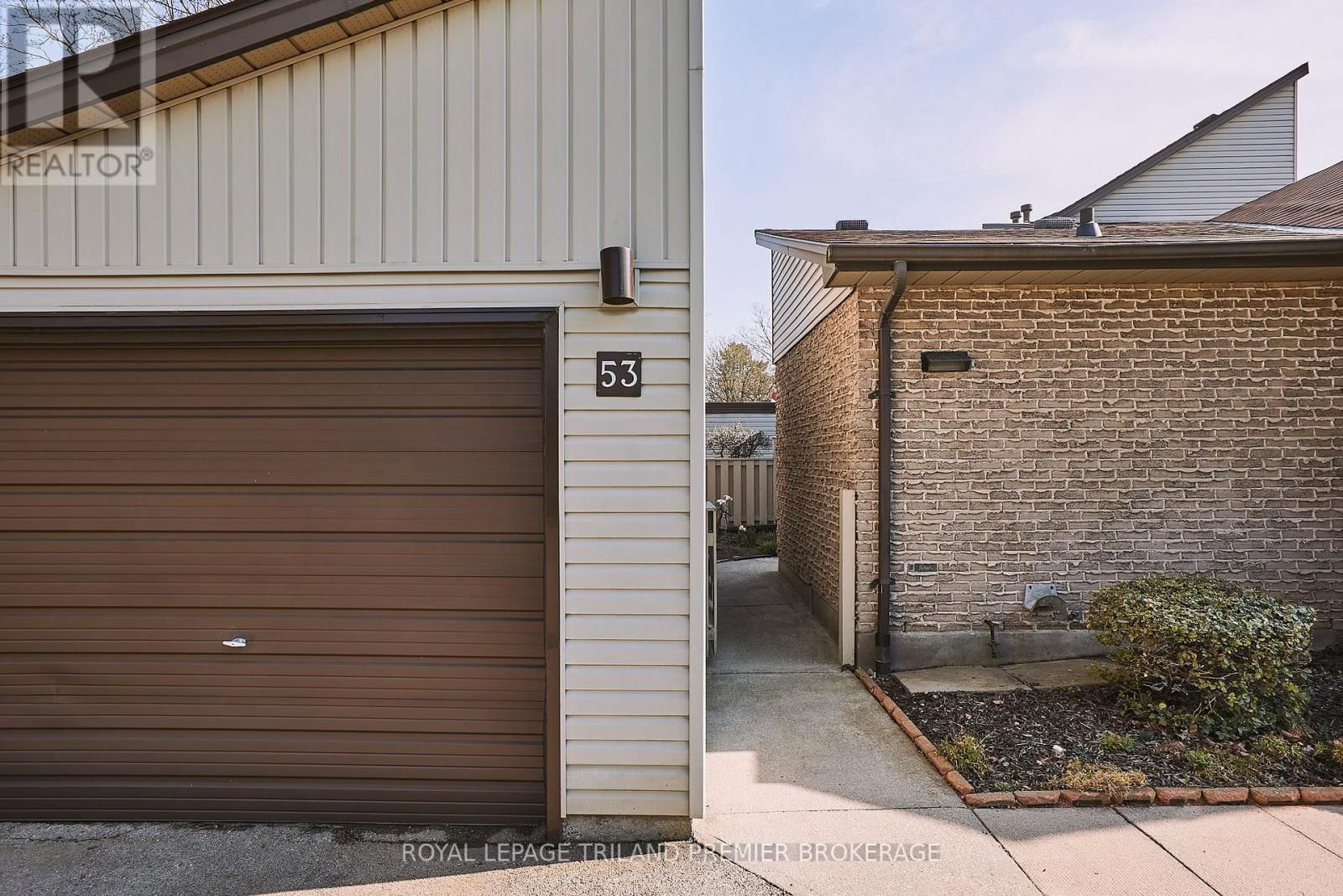 53 BRIXHAM ROAD Image 35