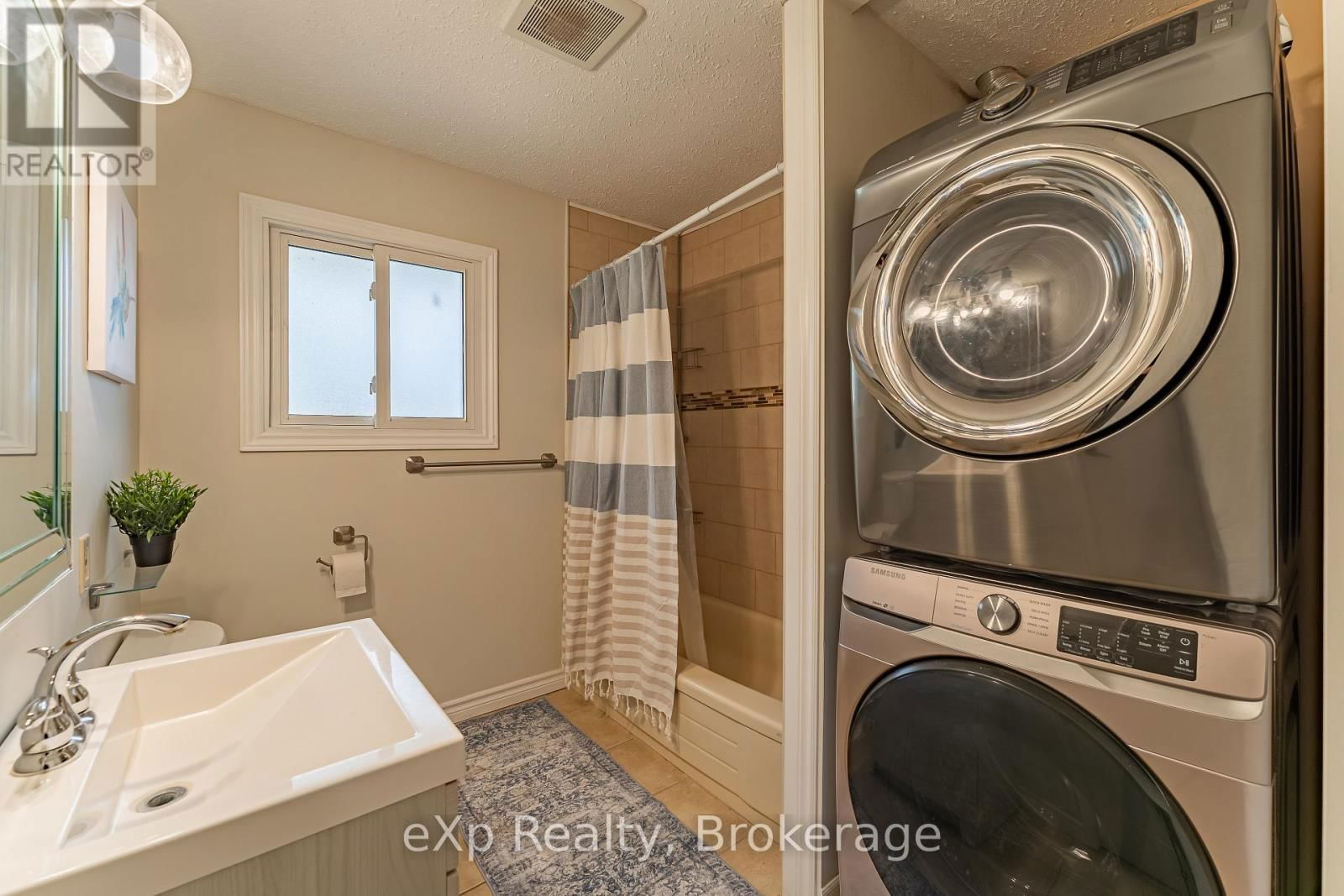 15 MAPLEPORT CRESCENT Image 13