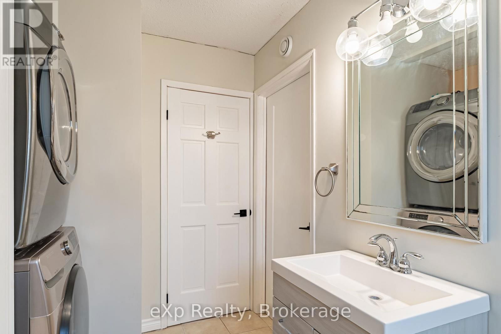 15 MAPLEPORT CRESCENT Image 15