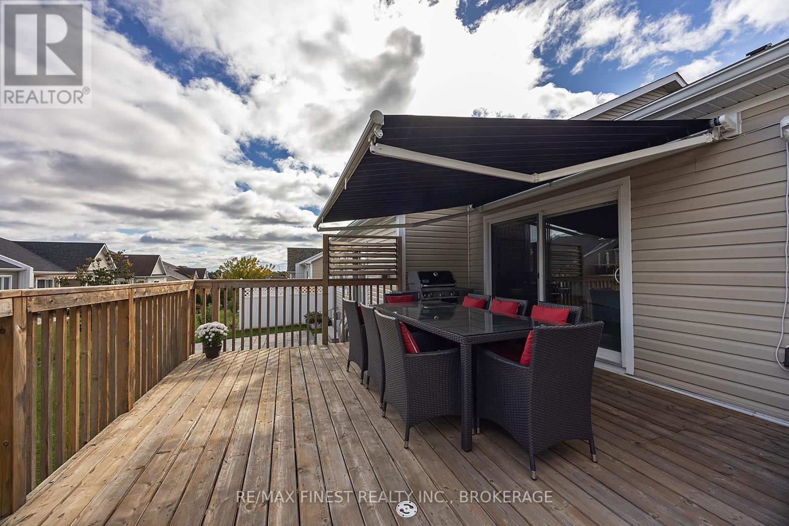 460 COUNTRY CLUB DRIVE Image 42