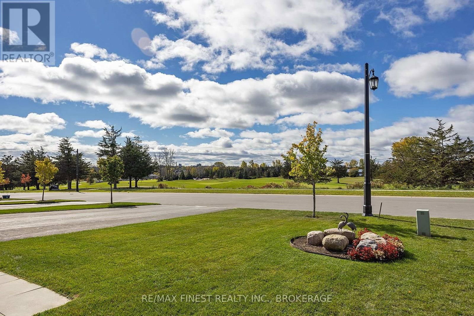 460 COUNTRY CLUB DRIVE Image 45