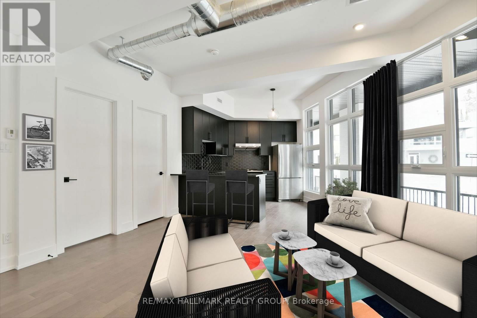 103 - 101 PINHEY STREET Image 10