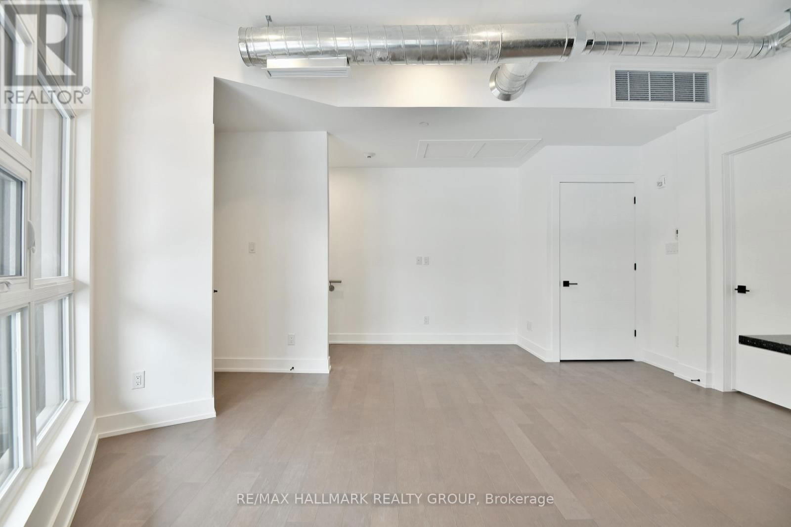 103 - 101 PINHEY STREET Image 19