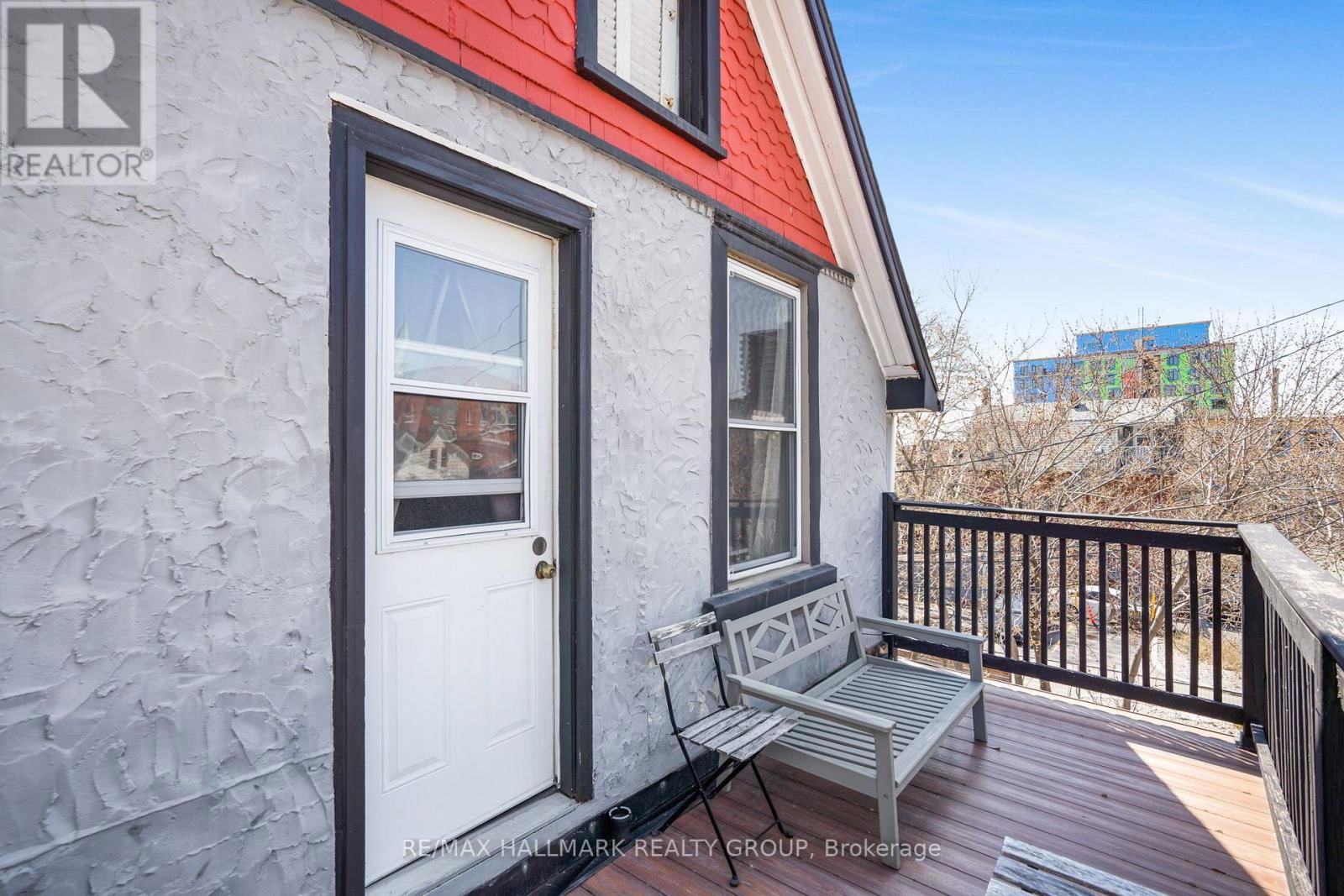 48 LOUISA STREET Image 10