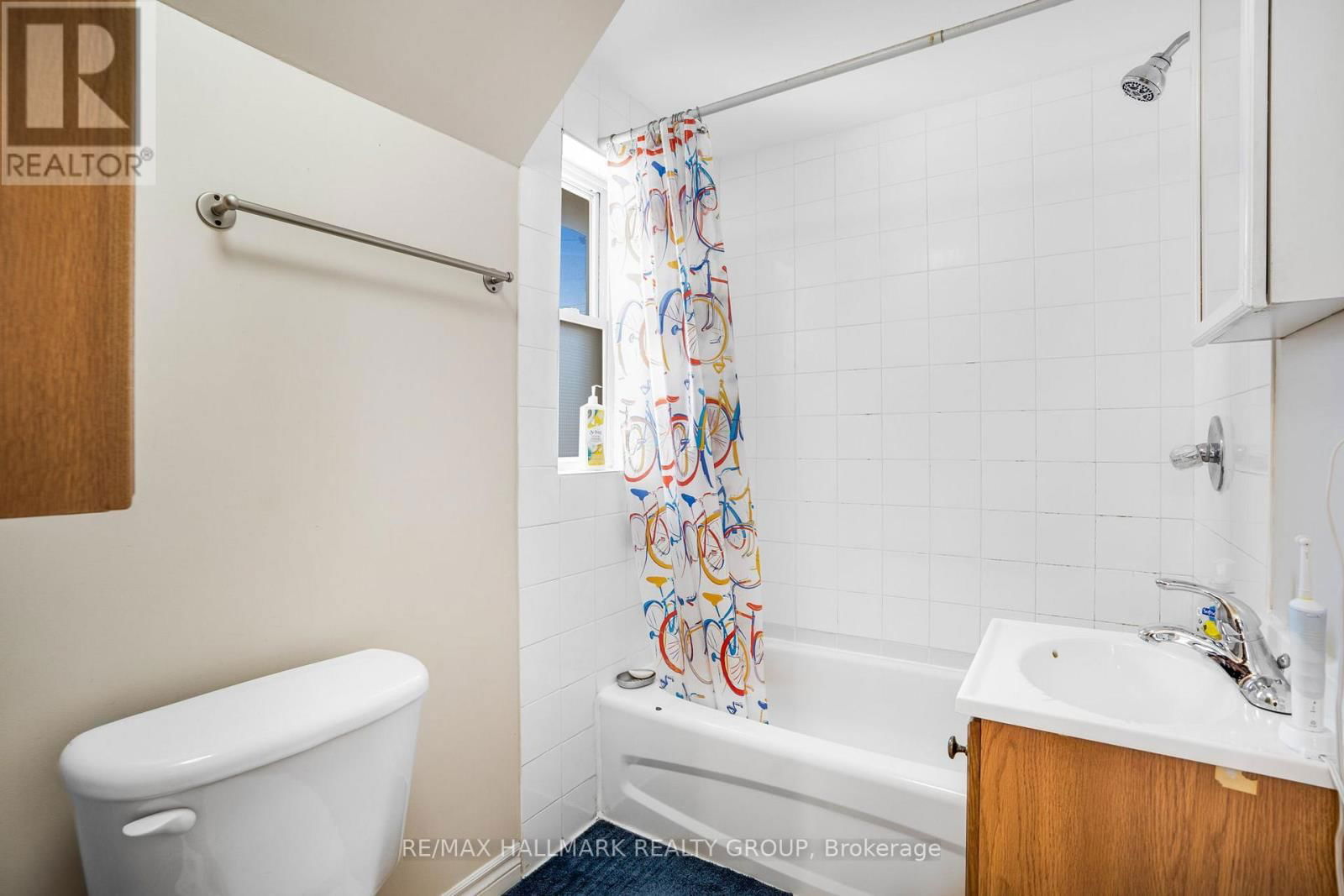 48 LOUISA STREET Image 8