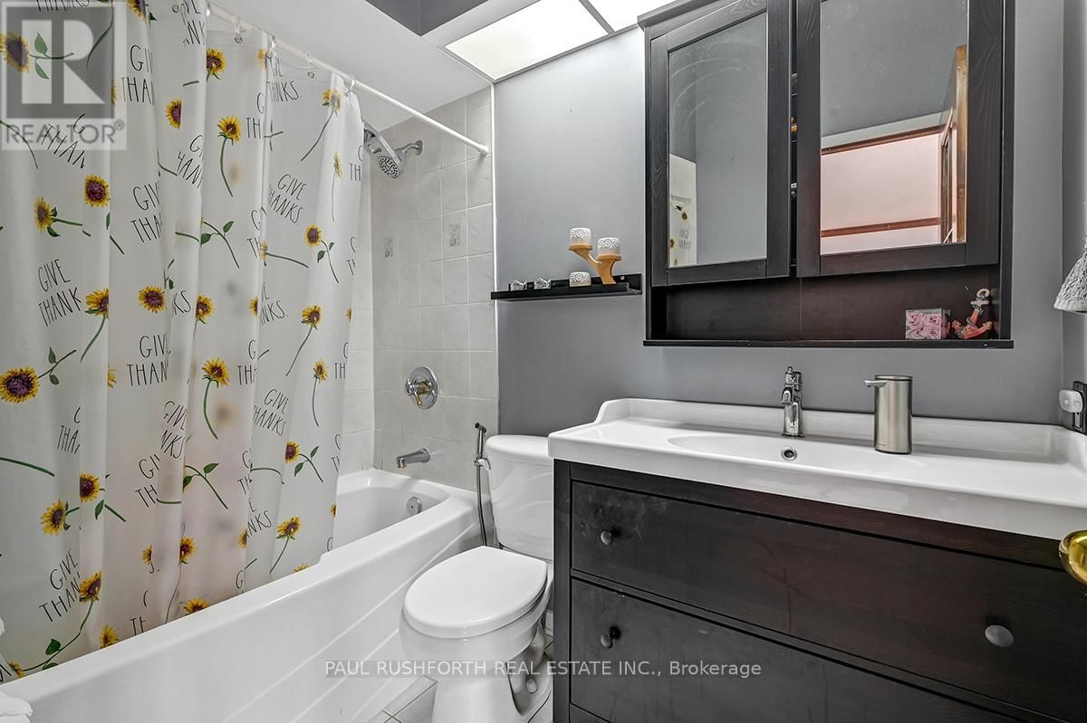 240 EQUESTRIAN DRIVE Image 22