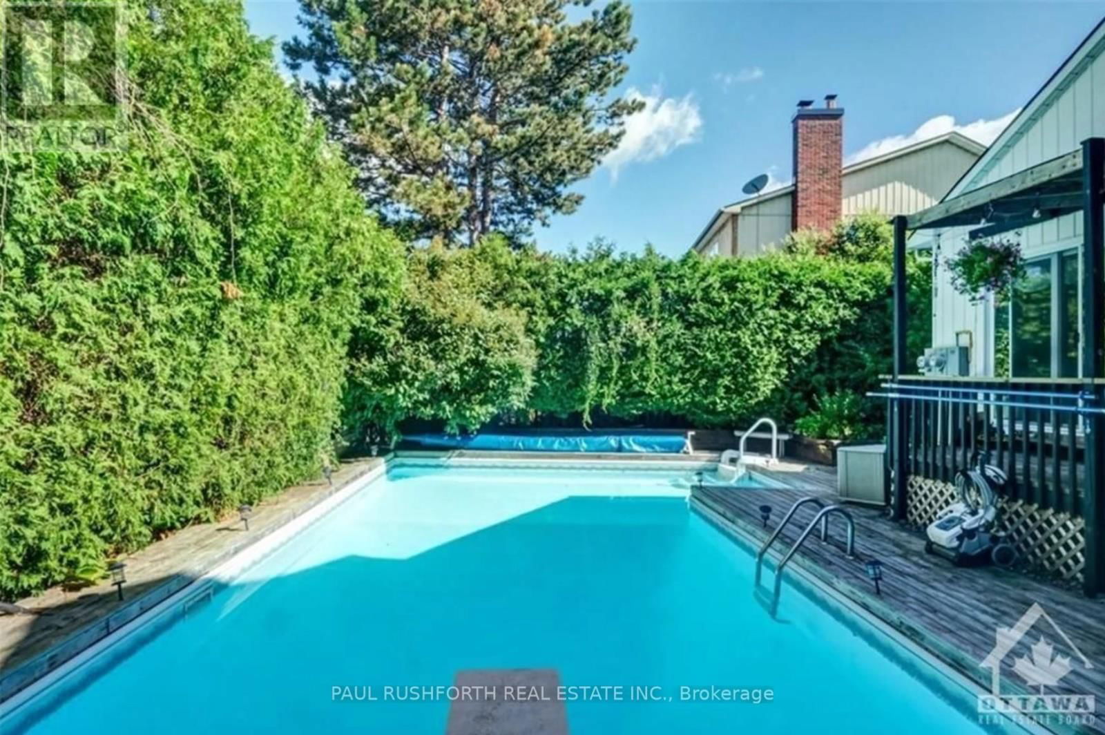240 EQUESTRIAN DRIVE Image 33