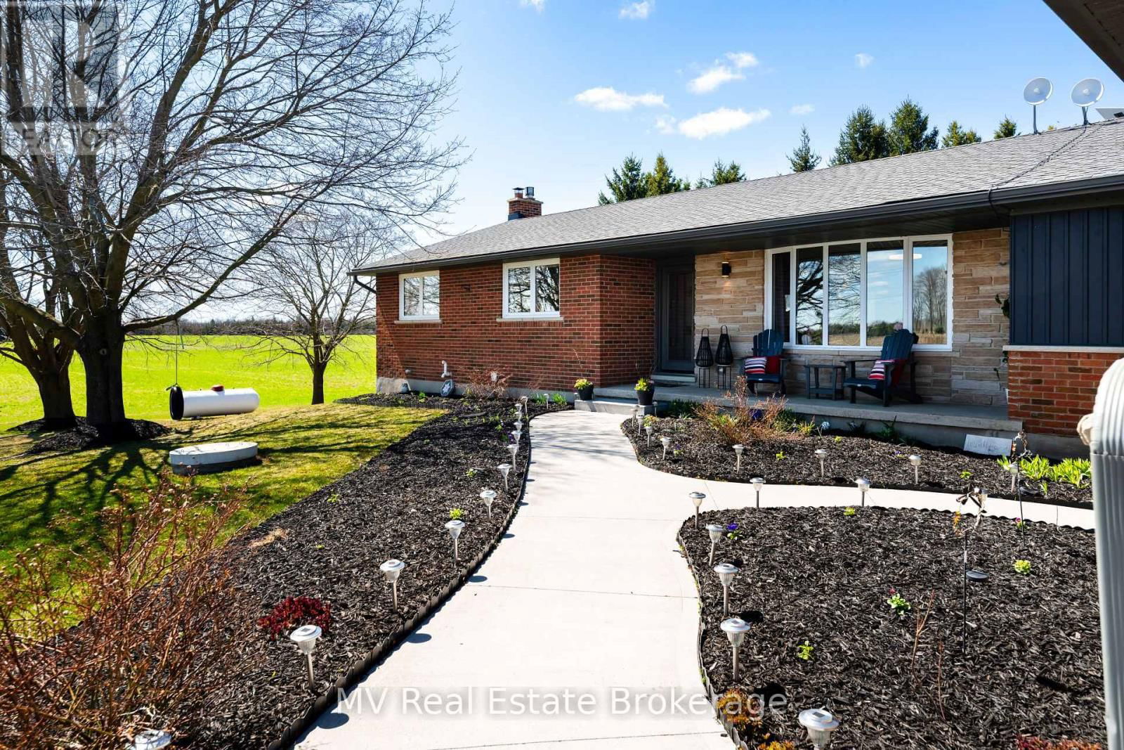 8378 WELLINGTON ROAD 22 Image 38
