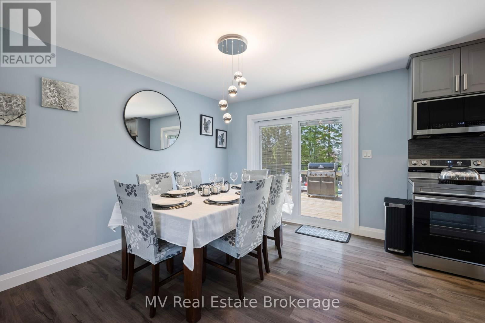 8378 WELLINGTON ROAD 22 Image 9