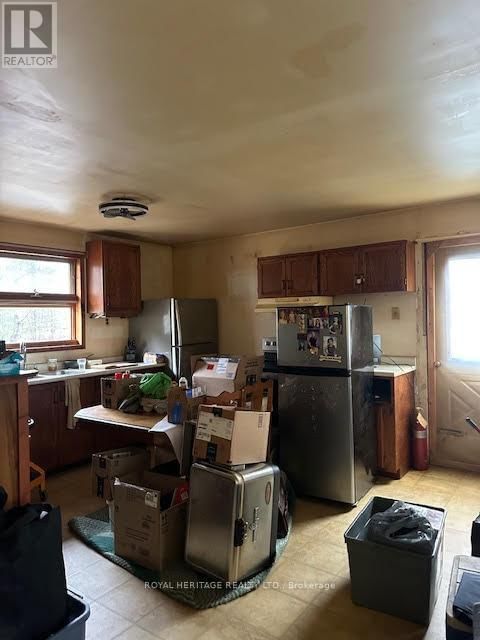1020 PARKHOLME ROAD Image 12