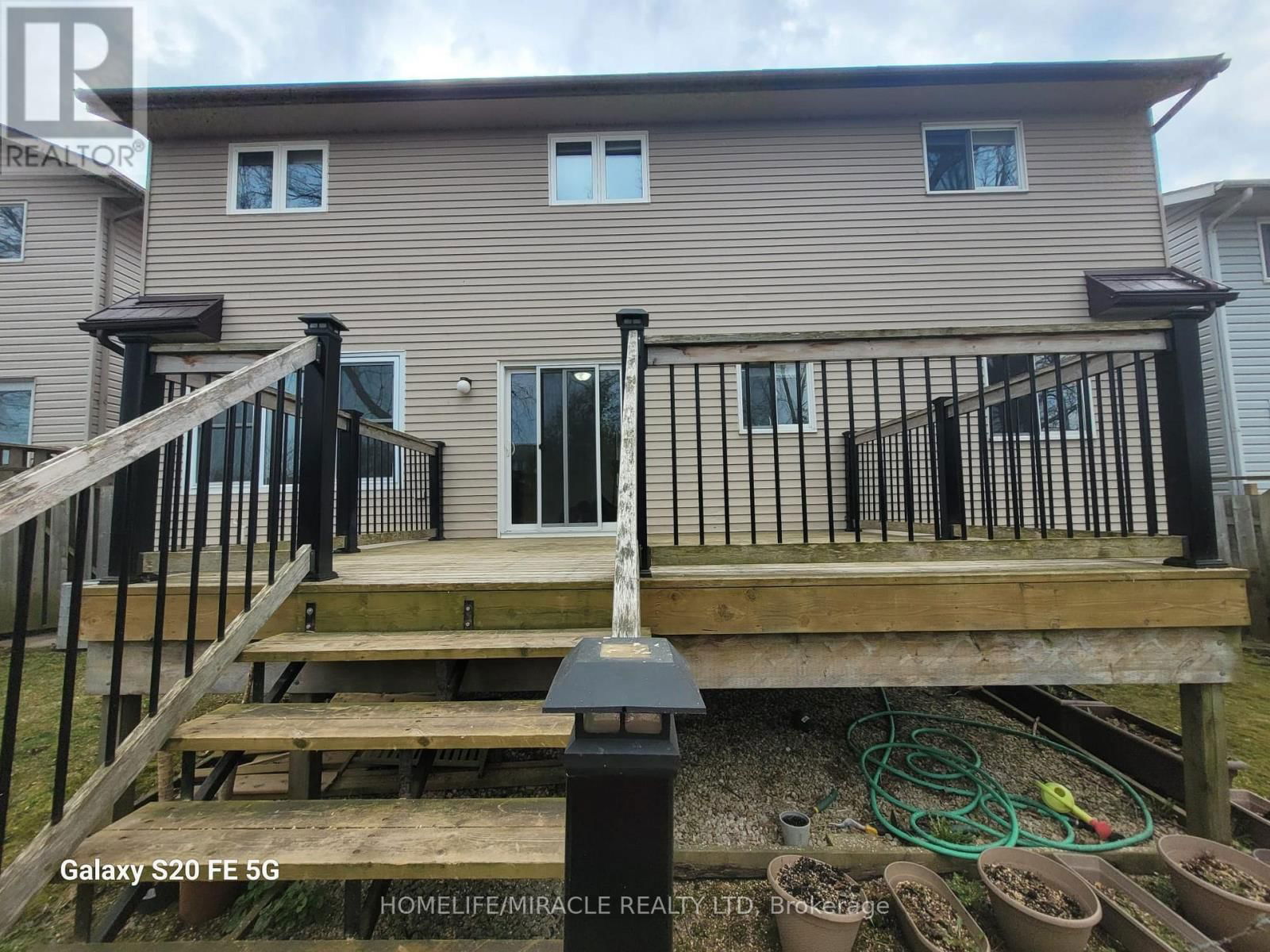880 27TH STREET EAST Image 37