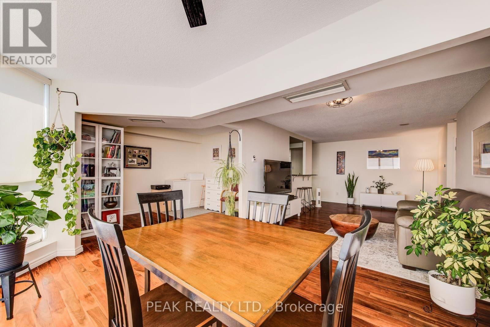 509 - 265 WESTCOURT PLACE Image 18