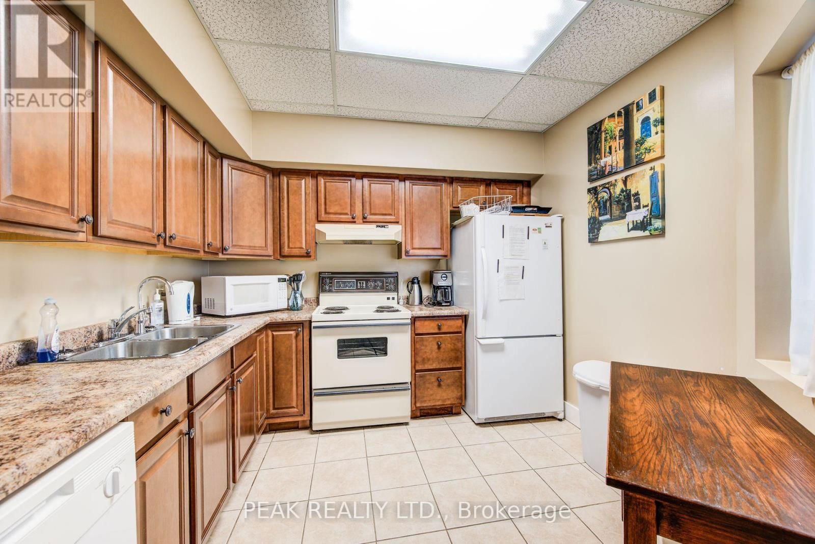 509 - 265 WESTCOURT PLACE Image 41