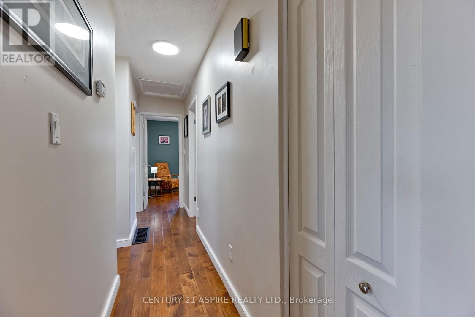 15 ROY STREET Image 21