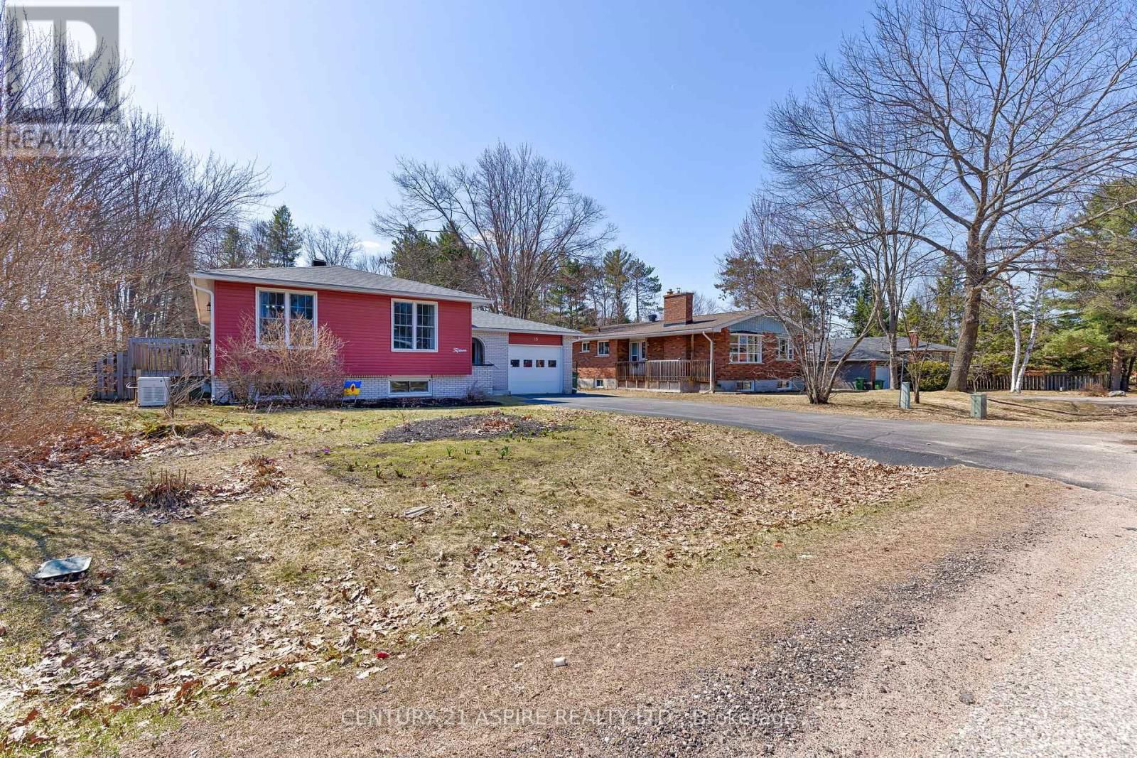 15 ROY STREET Image 4