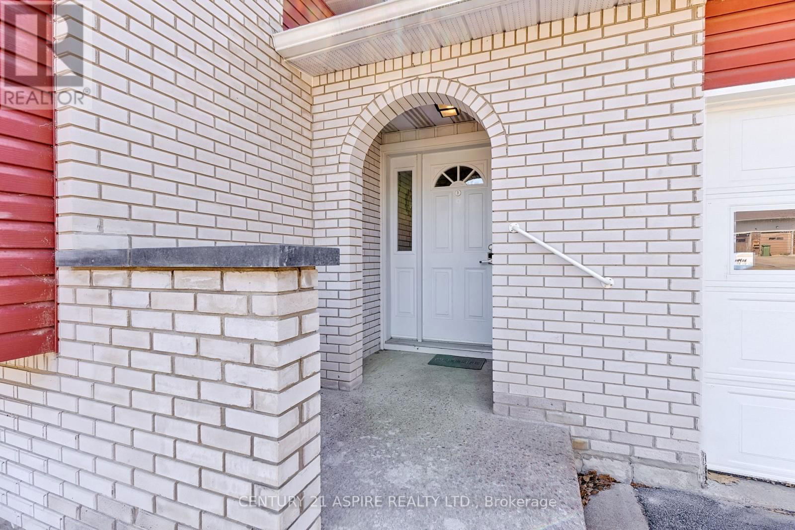 15 ROY STREET Image 6
