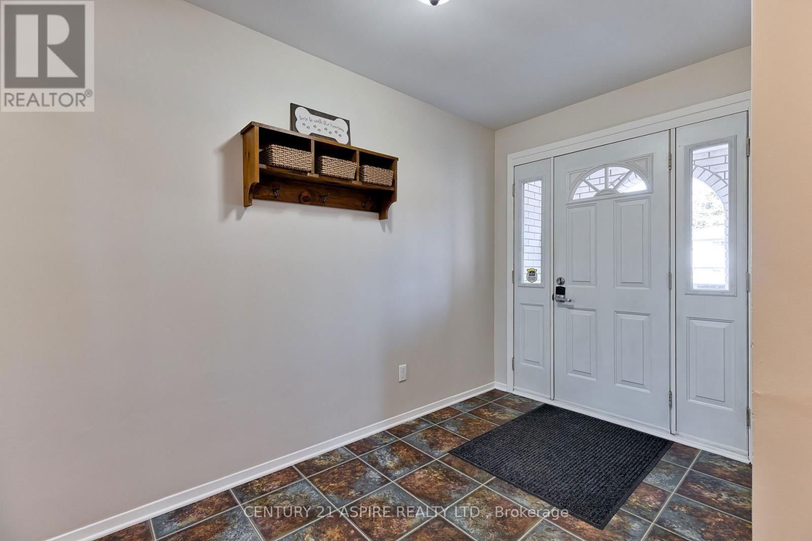 15 ROY STREET Image 7