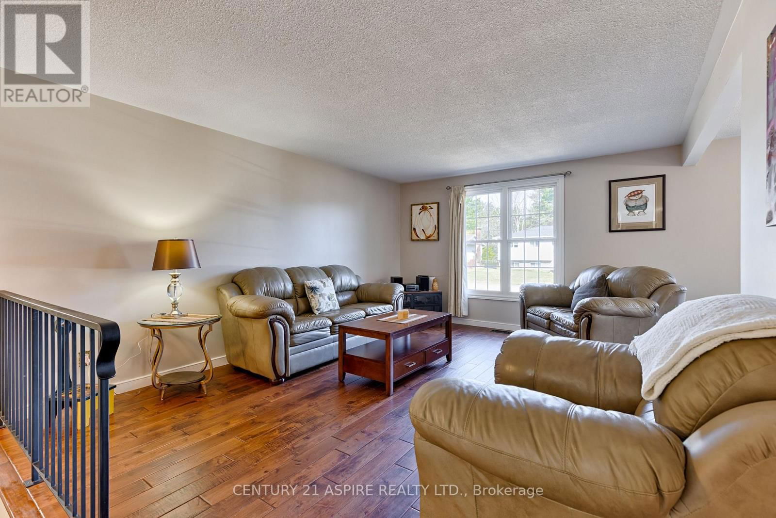 15 ROY STREET Image 9