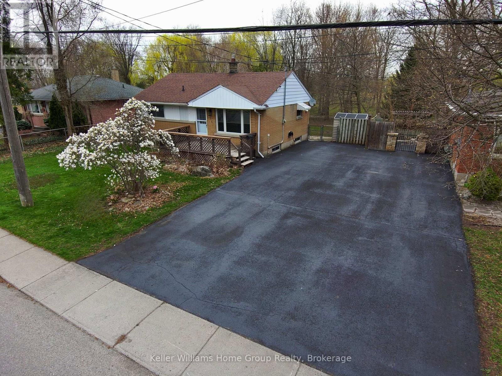 286 BROMPTON AVENUE Image 40