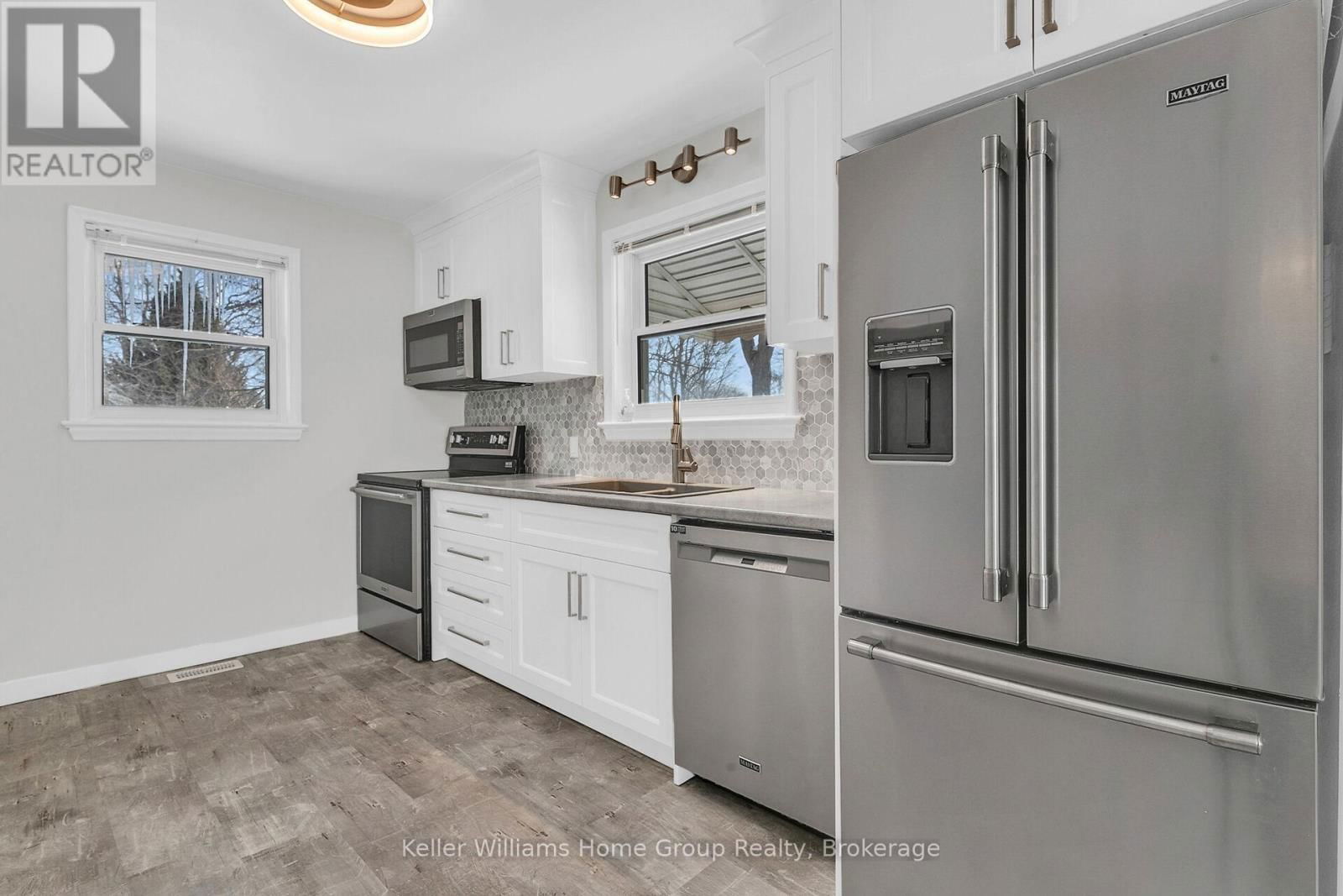 286 BROMPTON AVENUE Image 5
