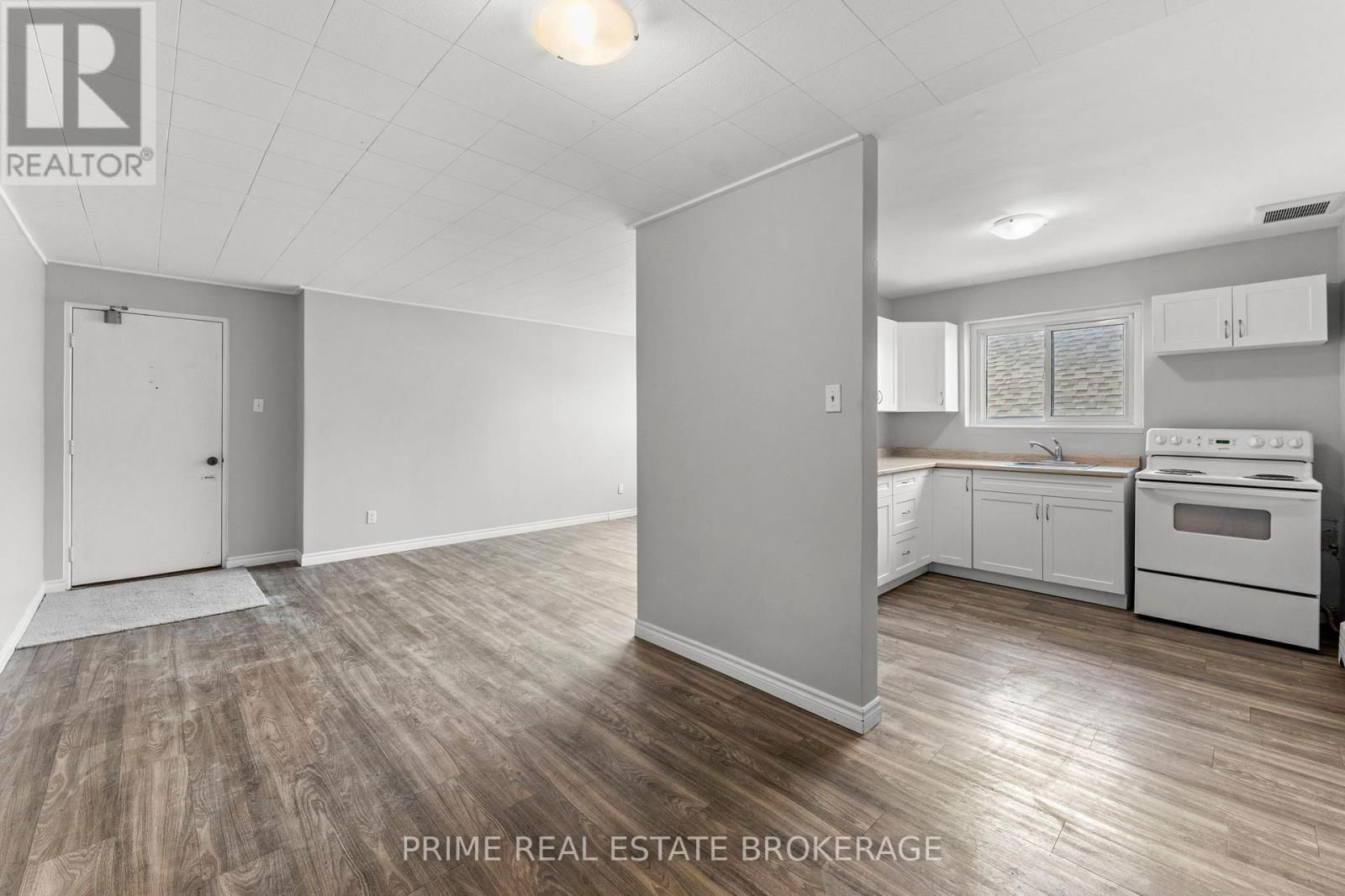 65 PRINCESS STREET WEST Image 20