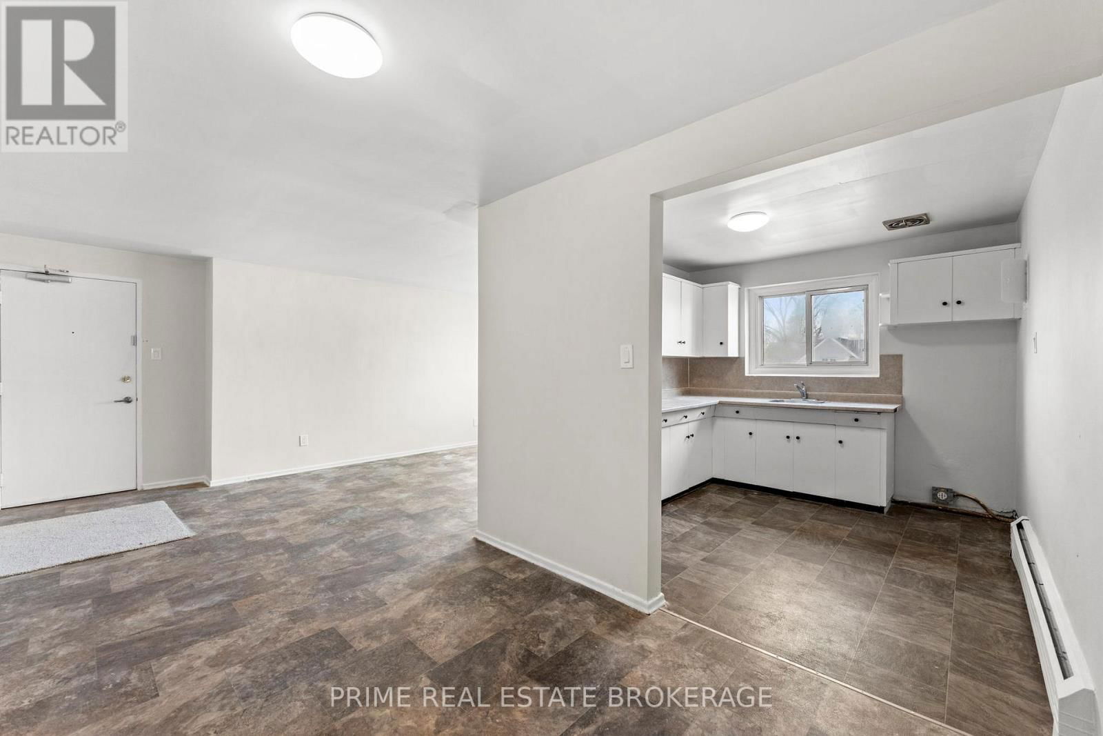 65 PRINCESS STREET WEST Image 33