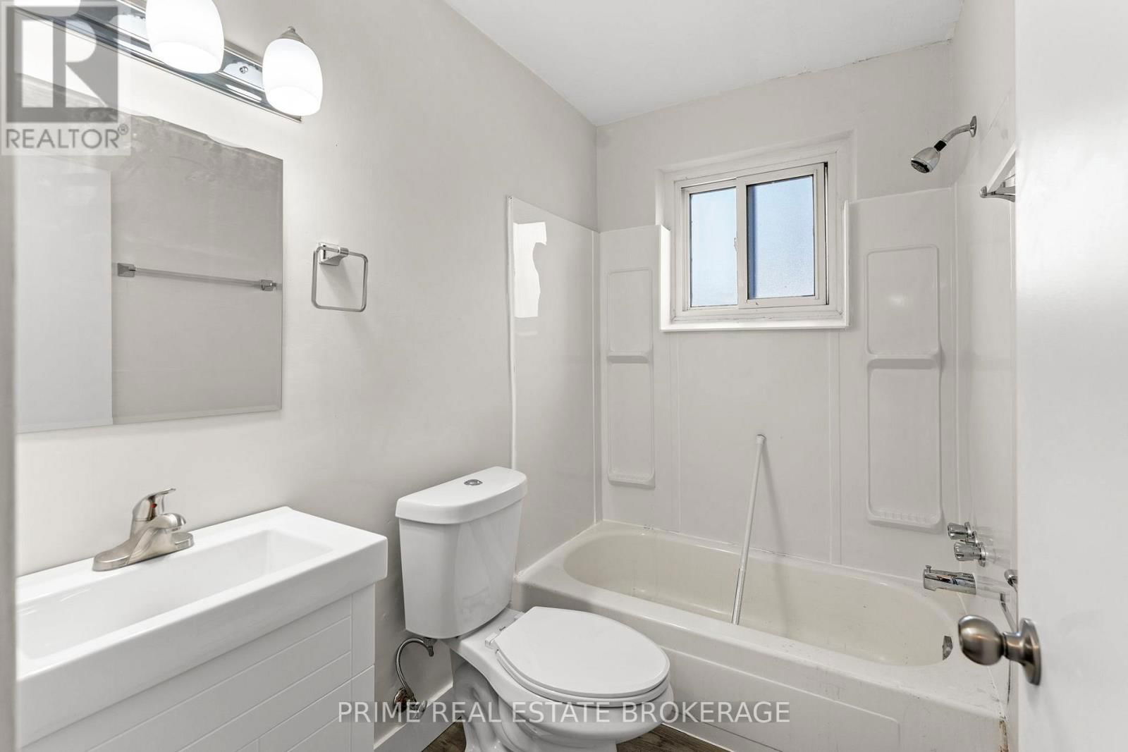 65 PRINCESS STREET WEST Image 17