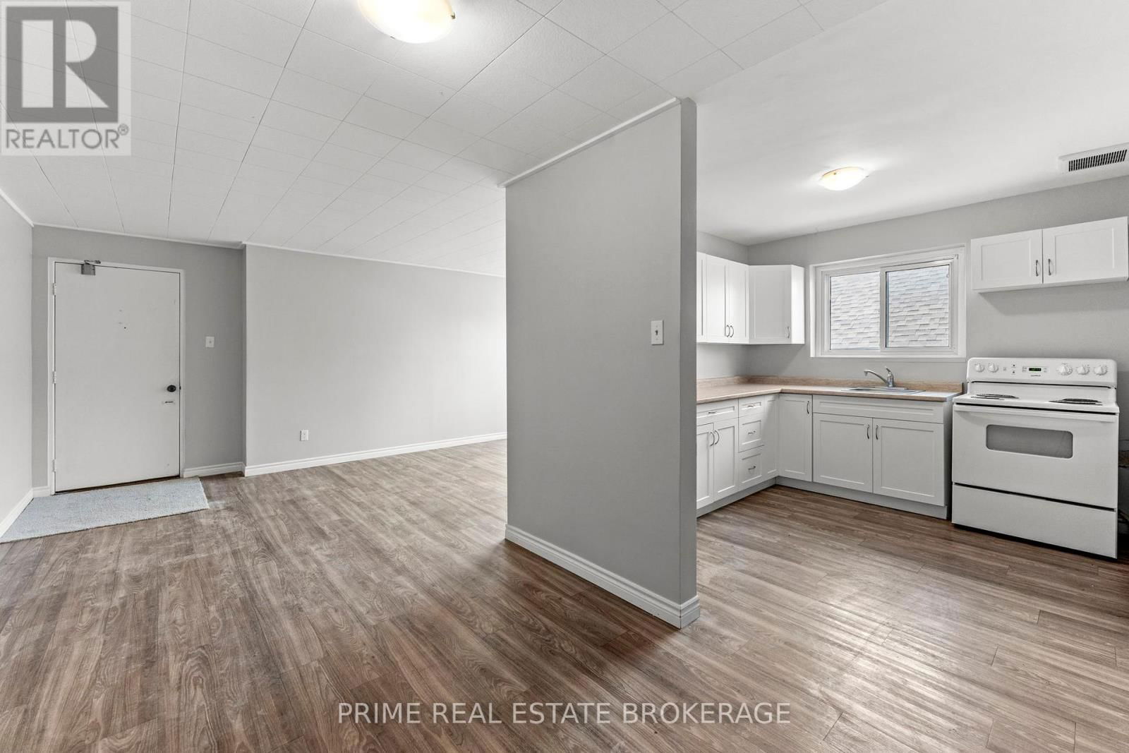 65 PRINCESS STREET WEST Image 21