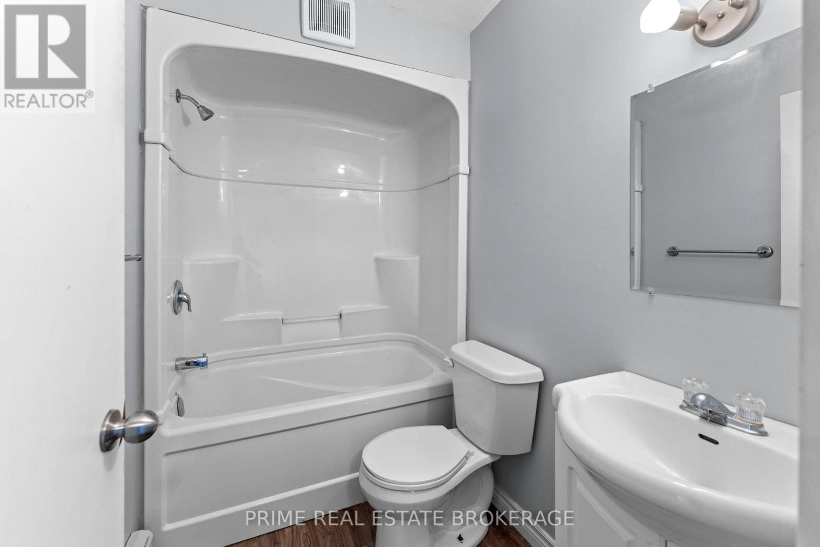 65 PRINCESS STREET WEST Image 30