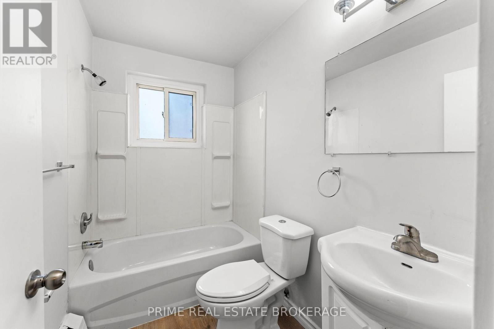 65 PRINCESS STREET WEST Image 42
