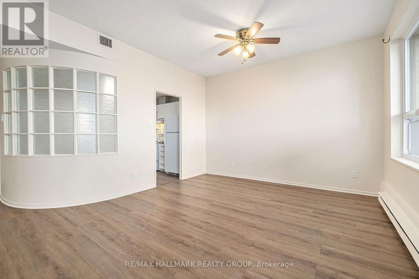 101 - 50 EMMERSON AVENUE Image 6