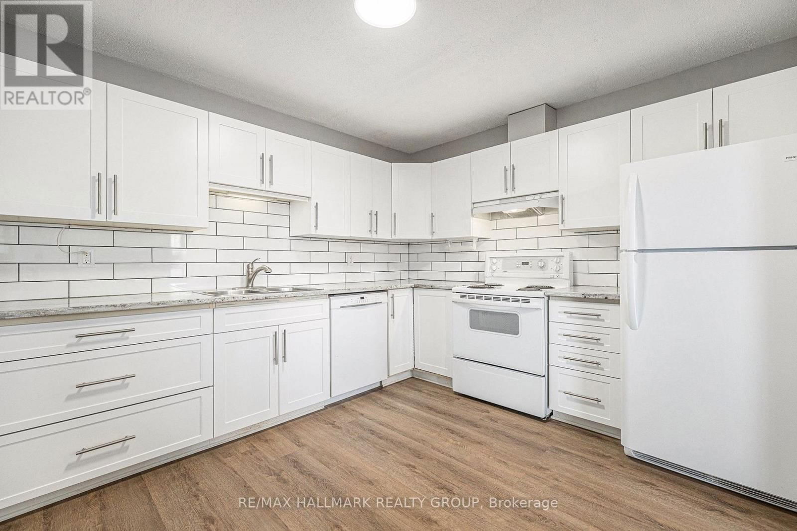101 - 50 EMMERSON AVENUE Image 8