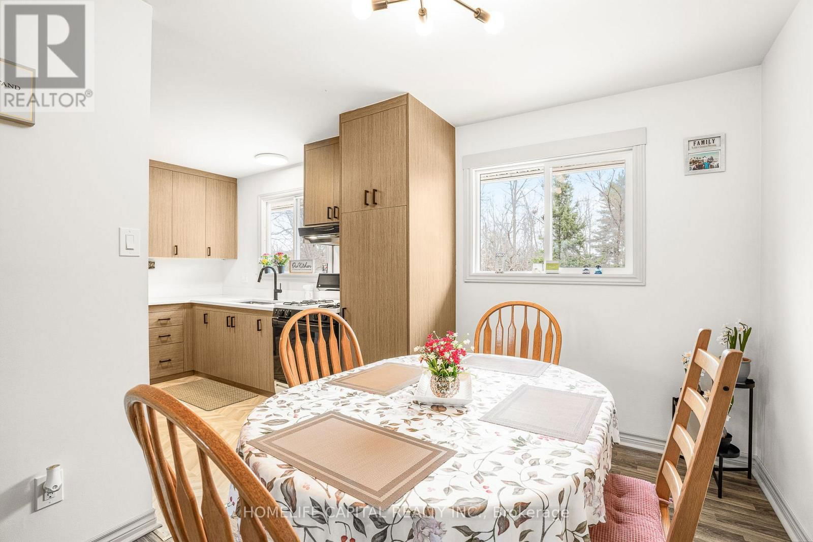 43 A NORWAY SPRUCE STREET Image 11