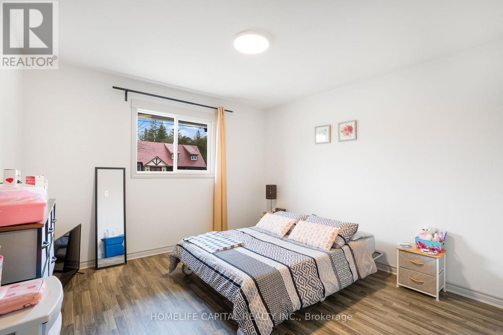 43 A NORWAY SPRUCE STREET Image 20