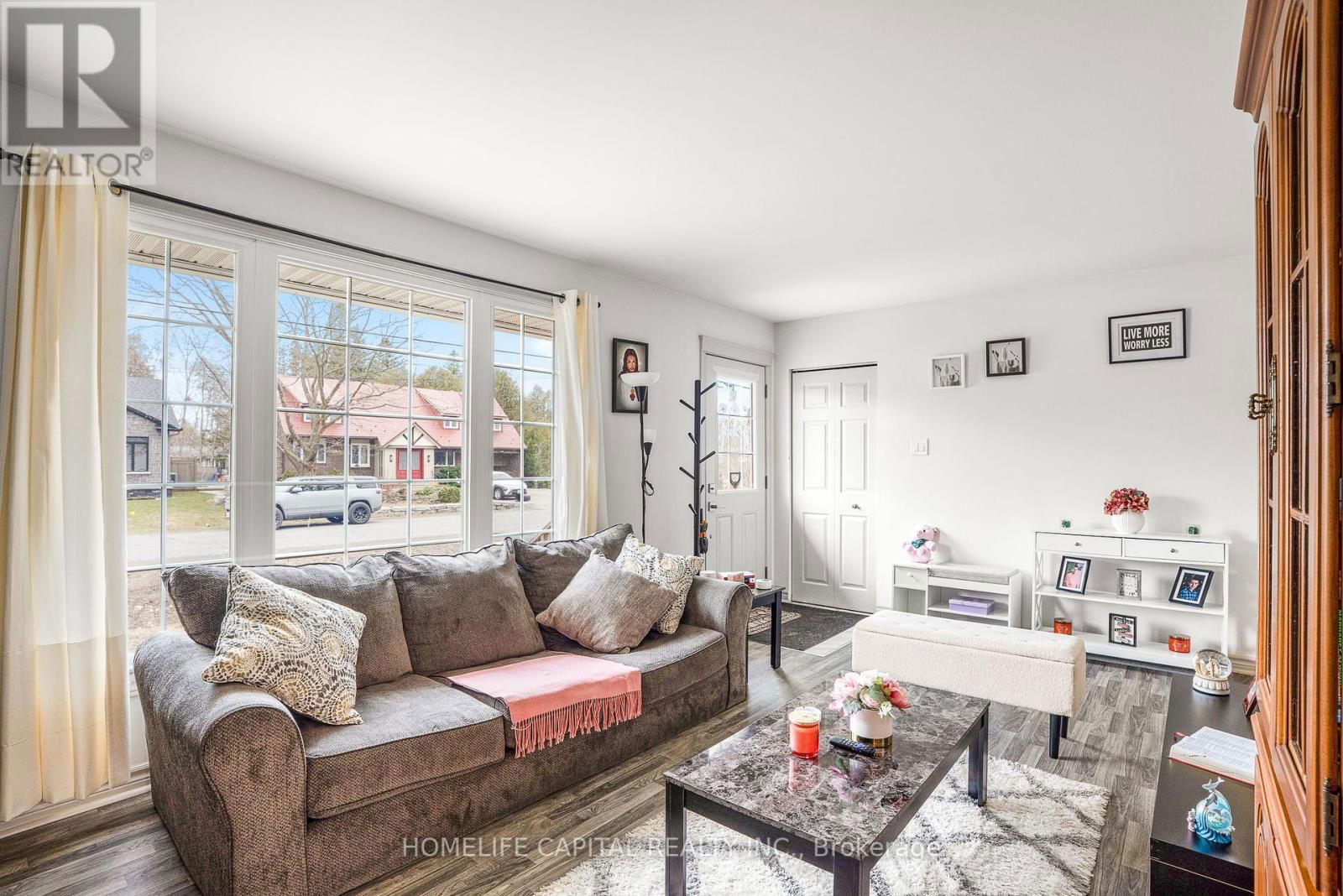 43 A NORWAY SPRUCE STREET Image 8